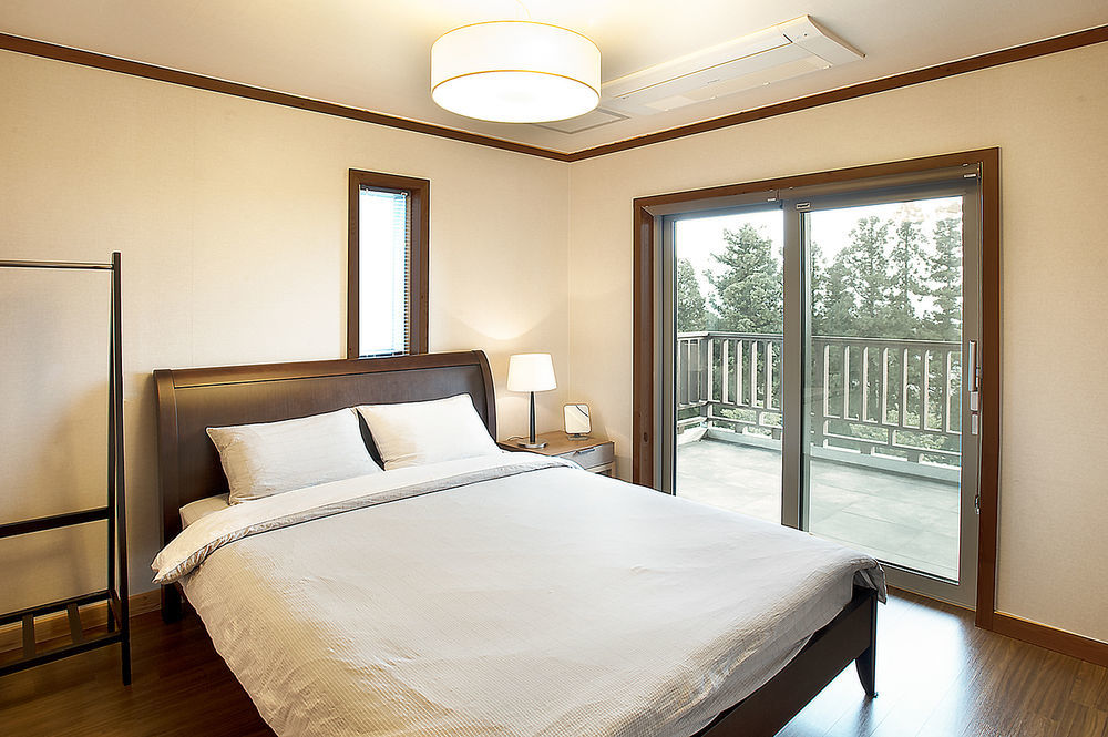 Jeju Eco Suites Seogwipo Exterior photo
